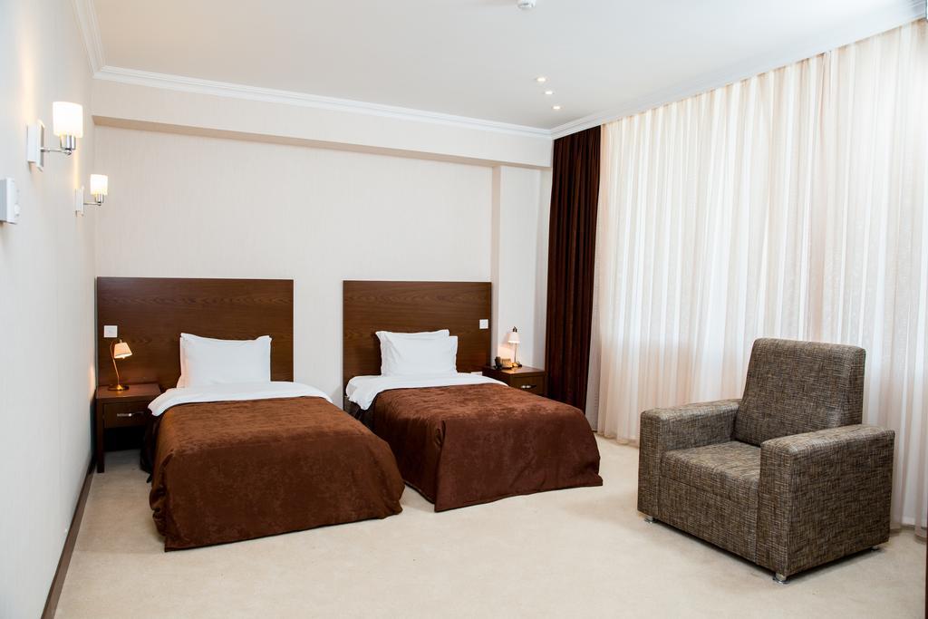 Caspian Business Hotel & Spa Baku Exterior photo
